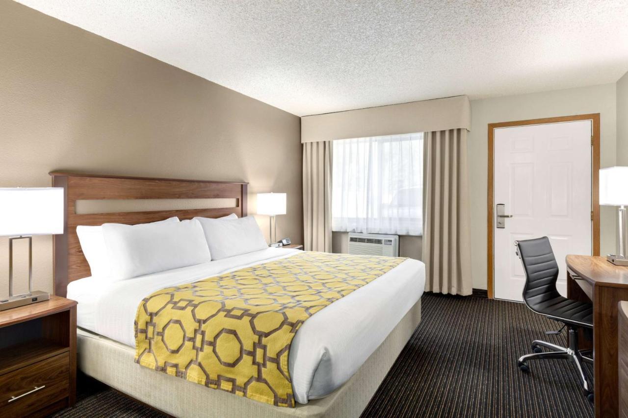 Baymont By Wyndham Whitefish Hotel Exterior photo