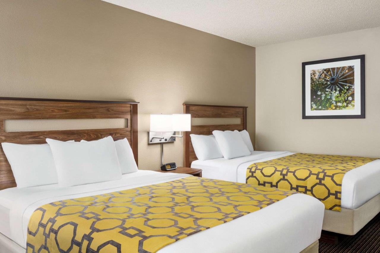 Baymont By Wyndham Whitefish Hotel Exterior photo