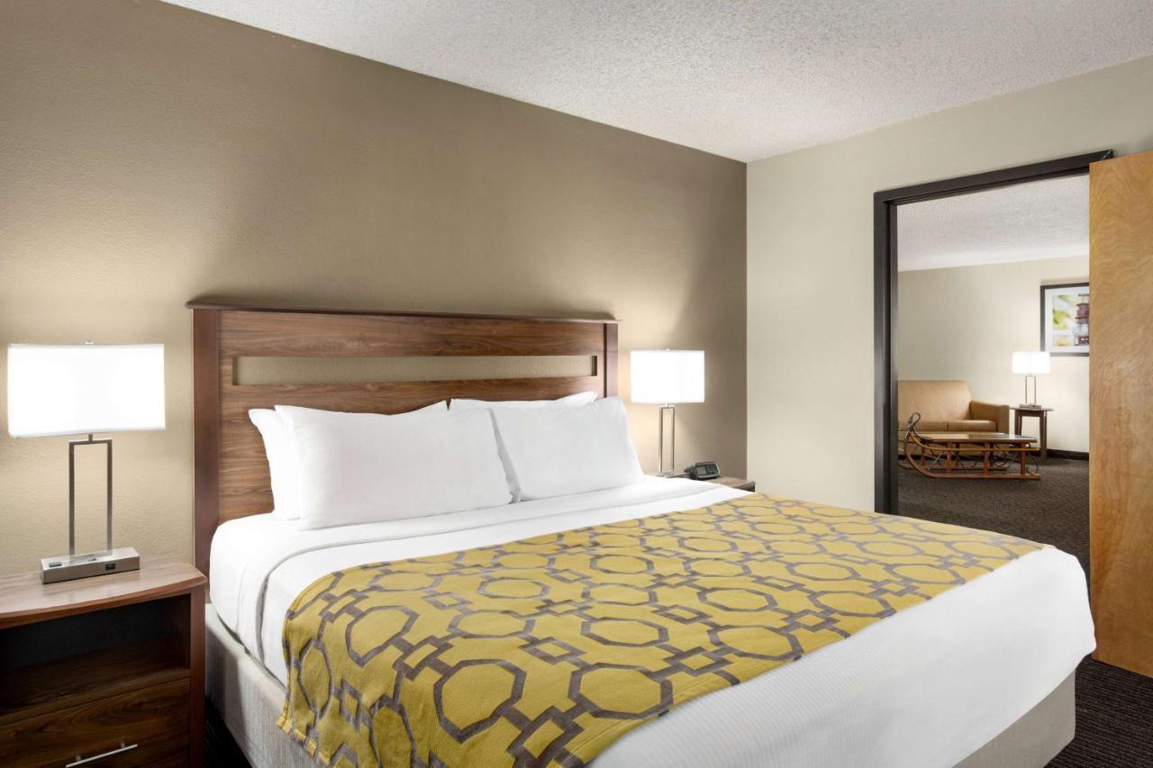 Baymont By Wyndham Whitefish Hotel Exterior photo