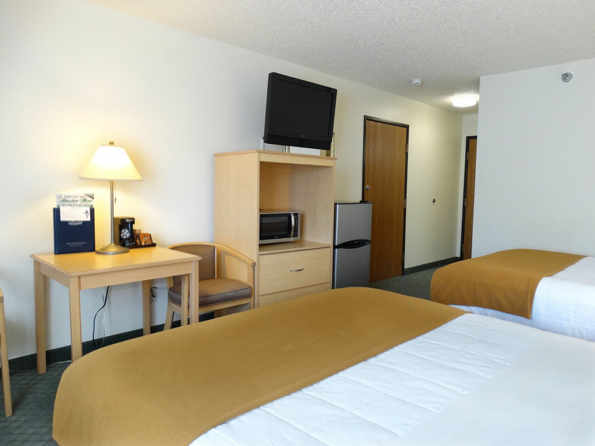 Baymont By Wyndham Whitefish Hotel Exterior photo